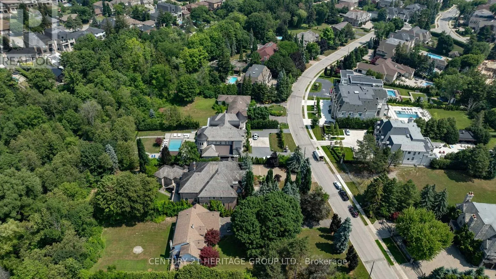 34 MARYVALE CRESCENT