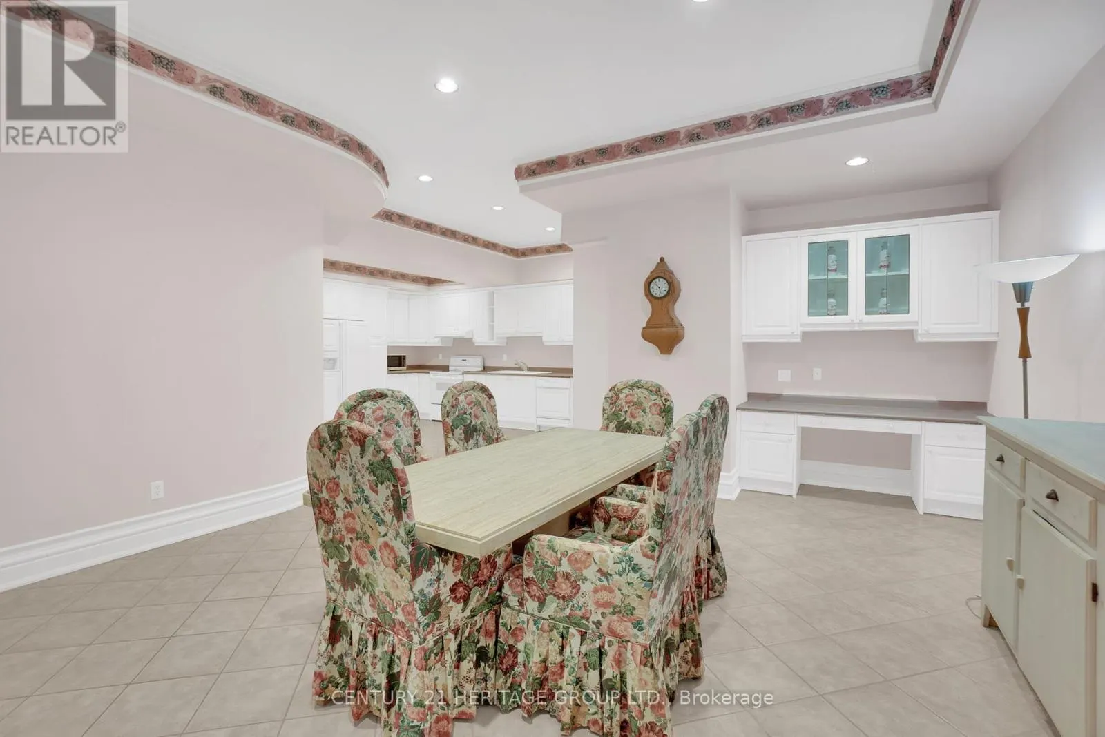 34 MARYVALE CRESCENT