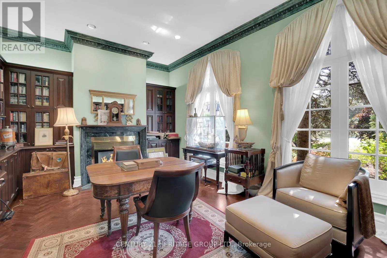 34 MARYVALE CRESCENT