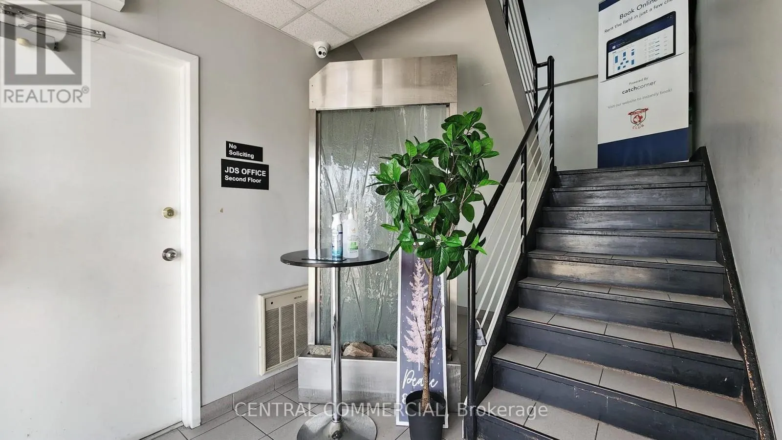30 CORSTATE AVENUE