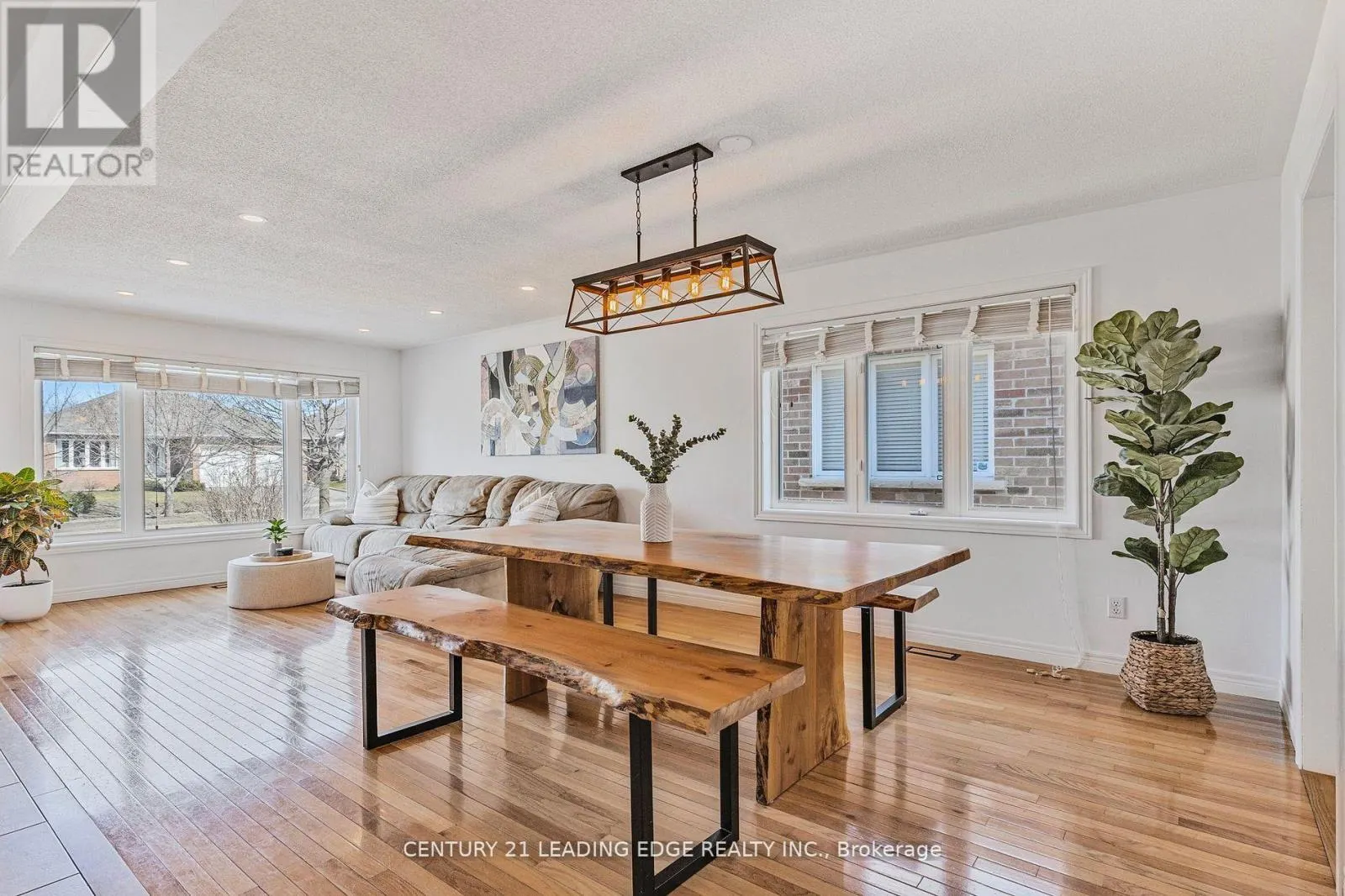 77 MAPLEWOOD AVENUE