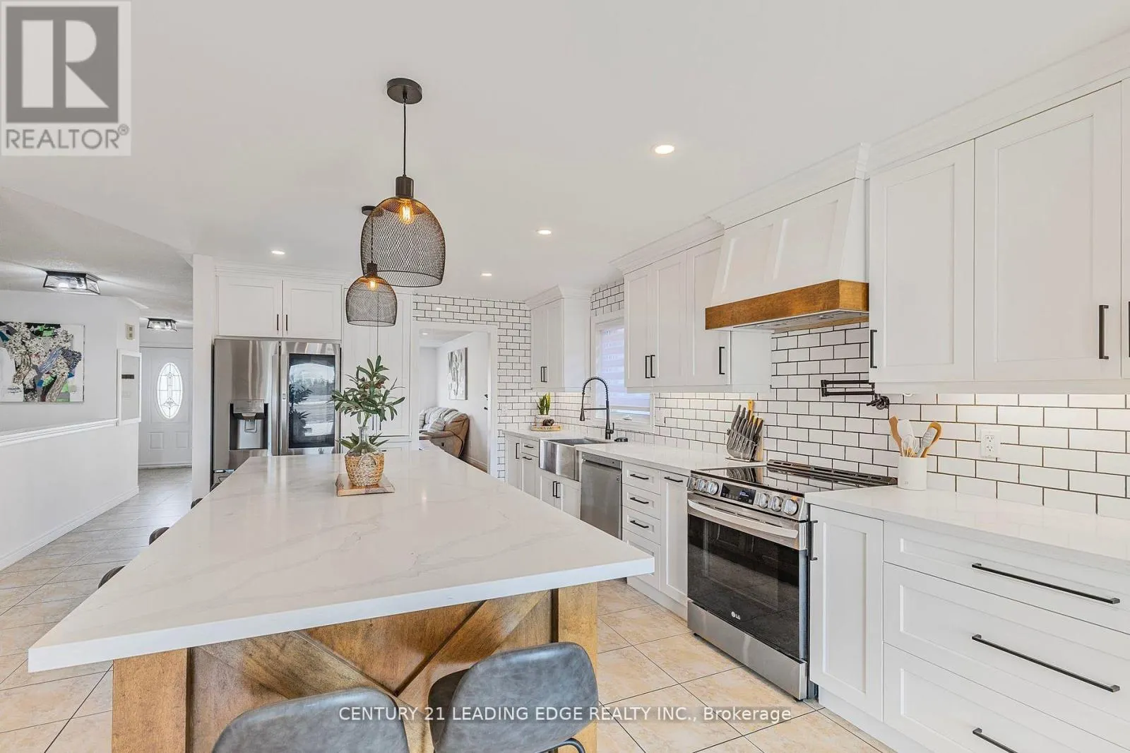 77 MAPLEWOOD AVENUE