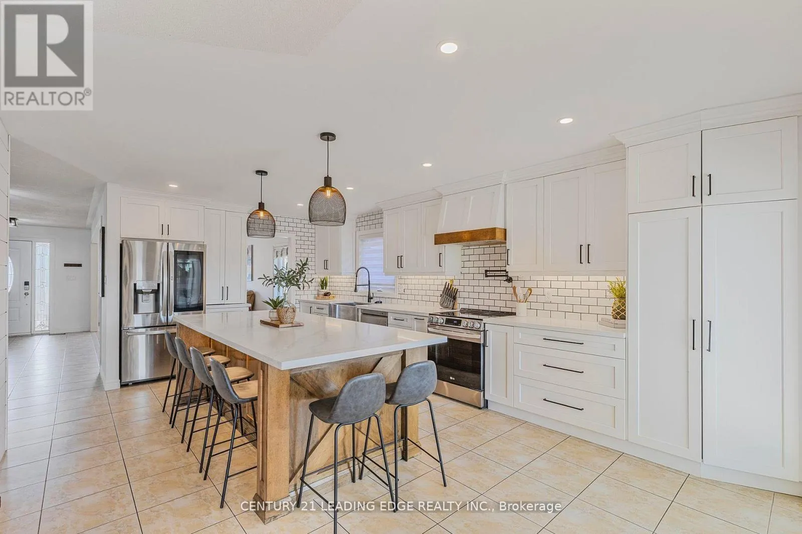 77 MAPLEWOOD AVENUE