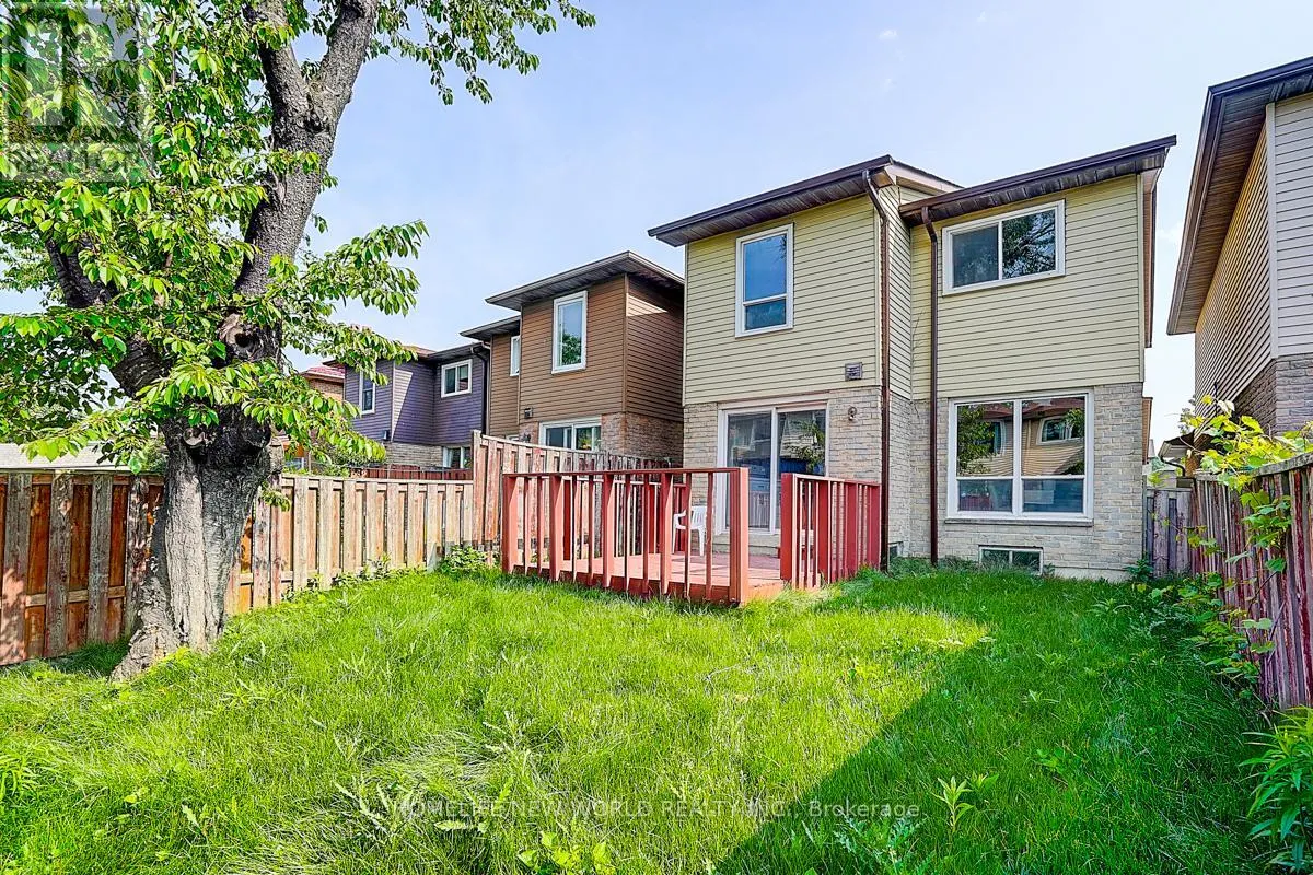 24 BARRINGTON CRESCENT