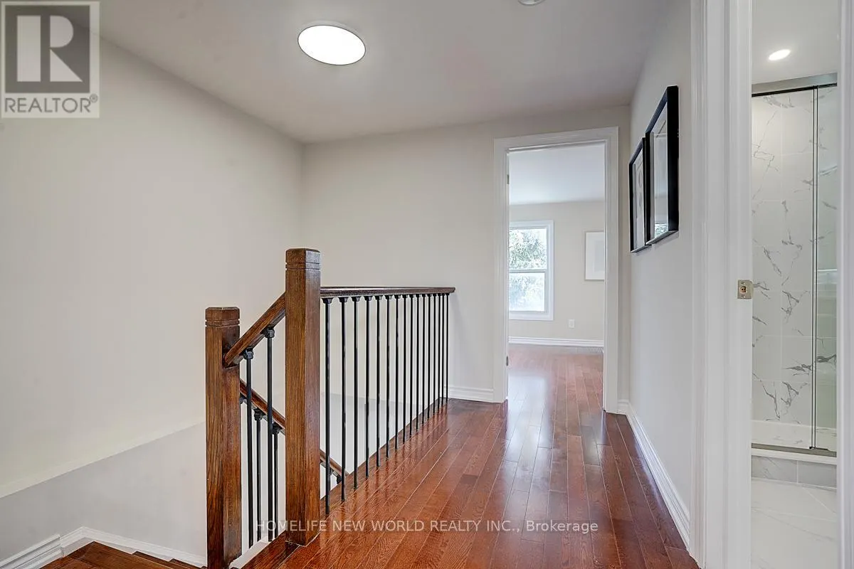 24 BARRINGTON CRESCENT