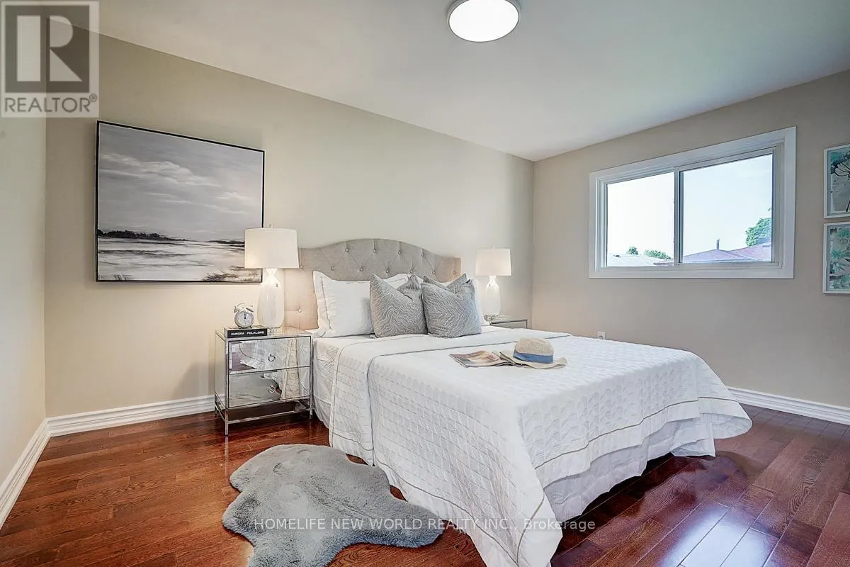 24 BARRINGTON CRESCENT