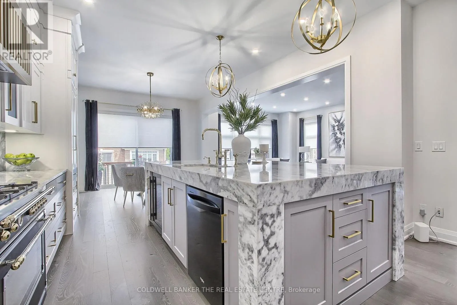 92 MAPLE FIELDS CIRCLE