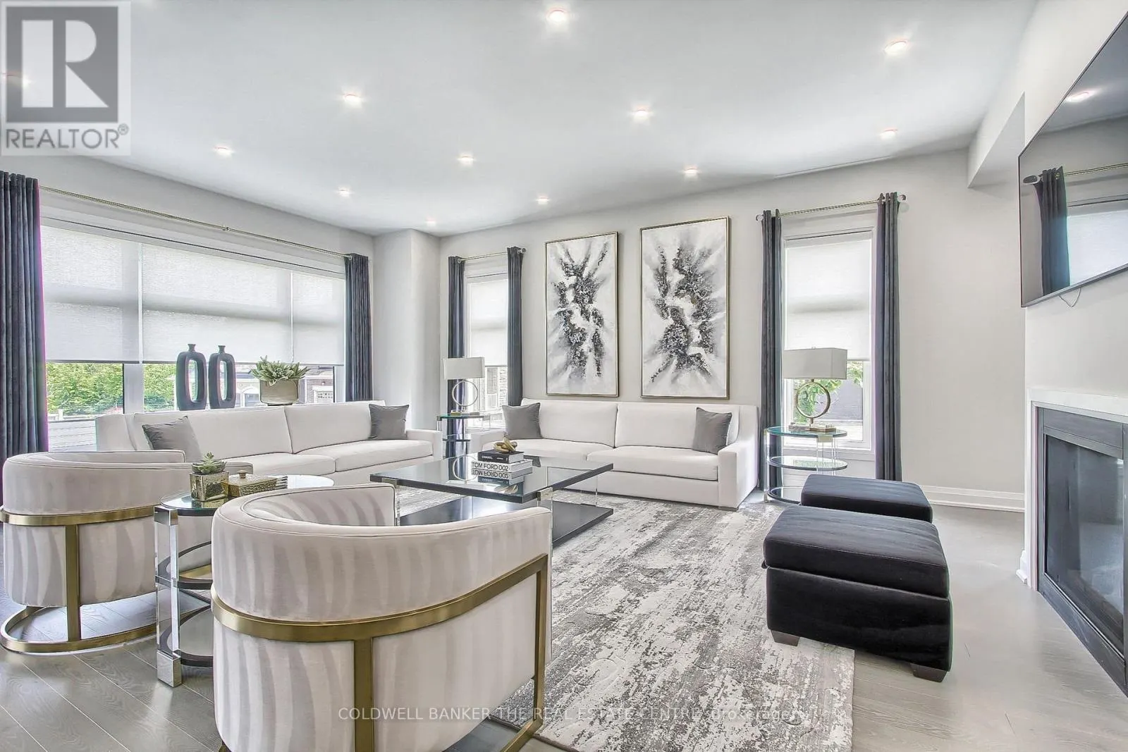 92 MAPLE FIELDS CIRCLE