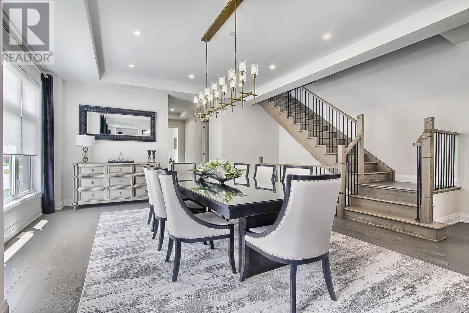 92 MAPLE FIELDS CIRCLE