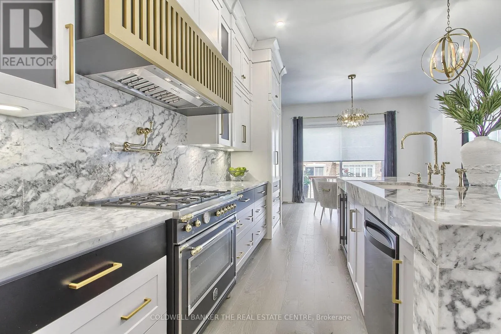 92 MAPLE FIELDS CIRCLE