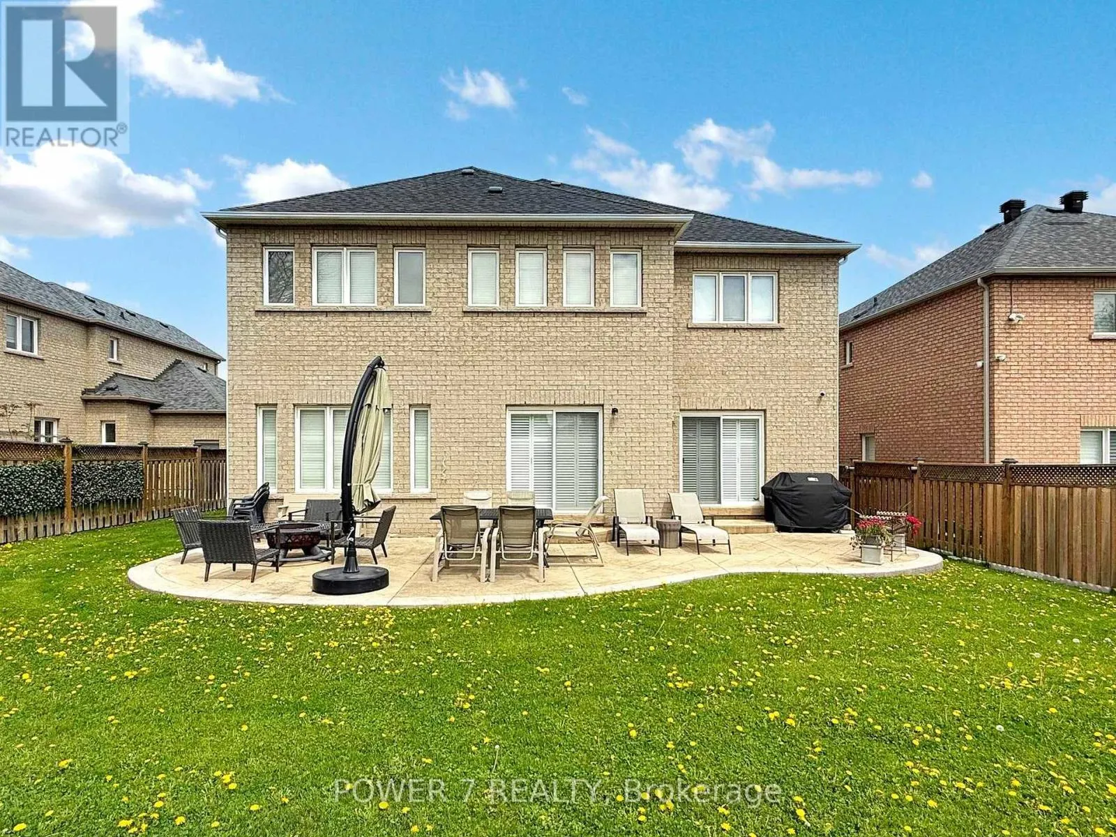 8 MUMBERSON COURT