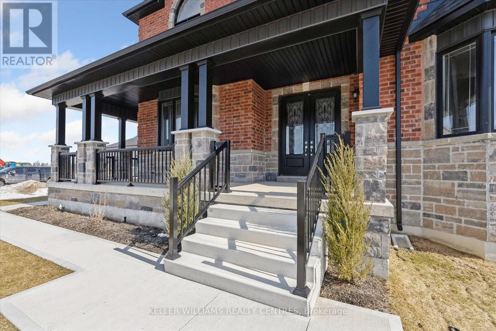 51 WOOD CRESCENT