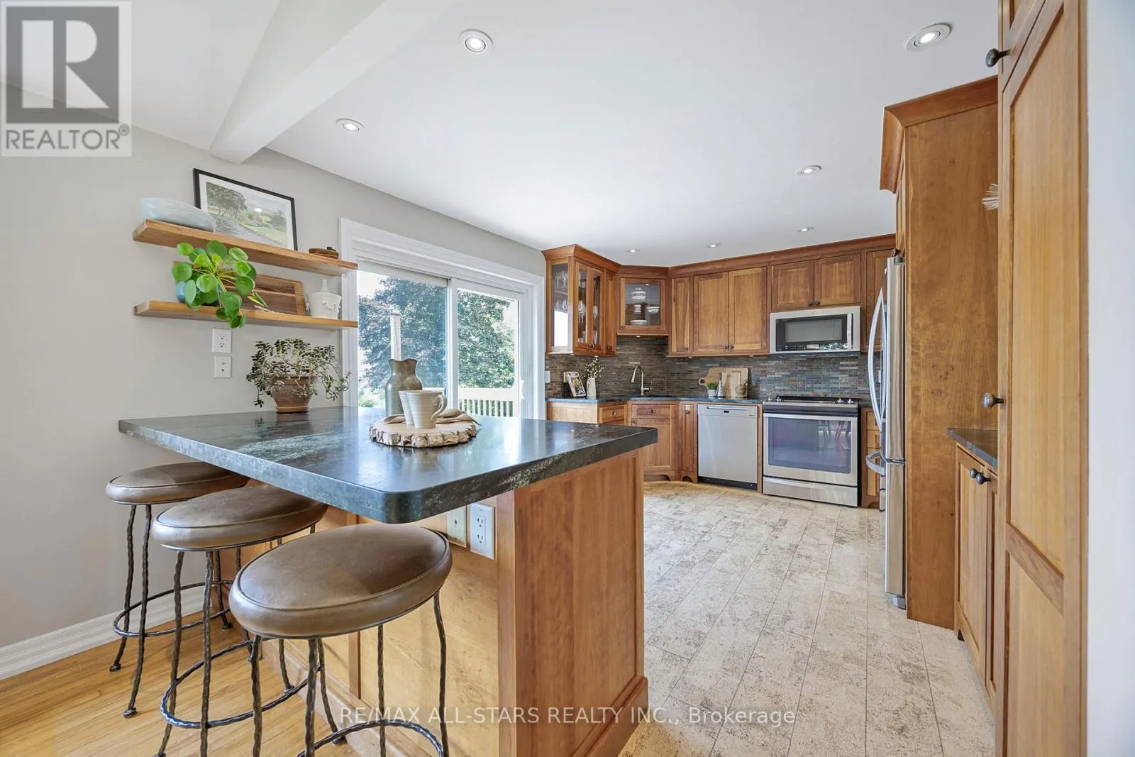 10240 4 CONCESSION