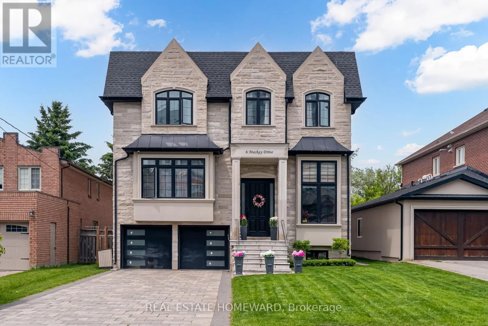 6 MACKAY DRIVE