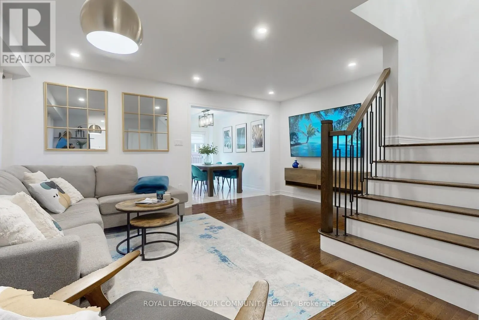 52 FOUR SEASONS CRESCENT
