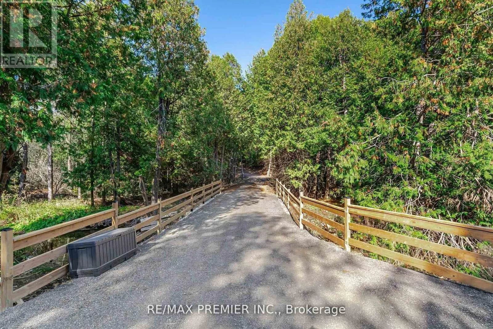4904 10TH SIDE ROAD