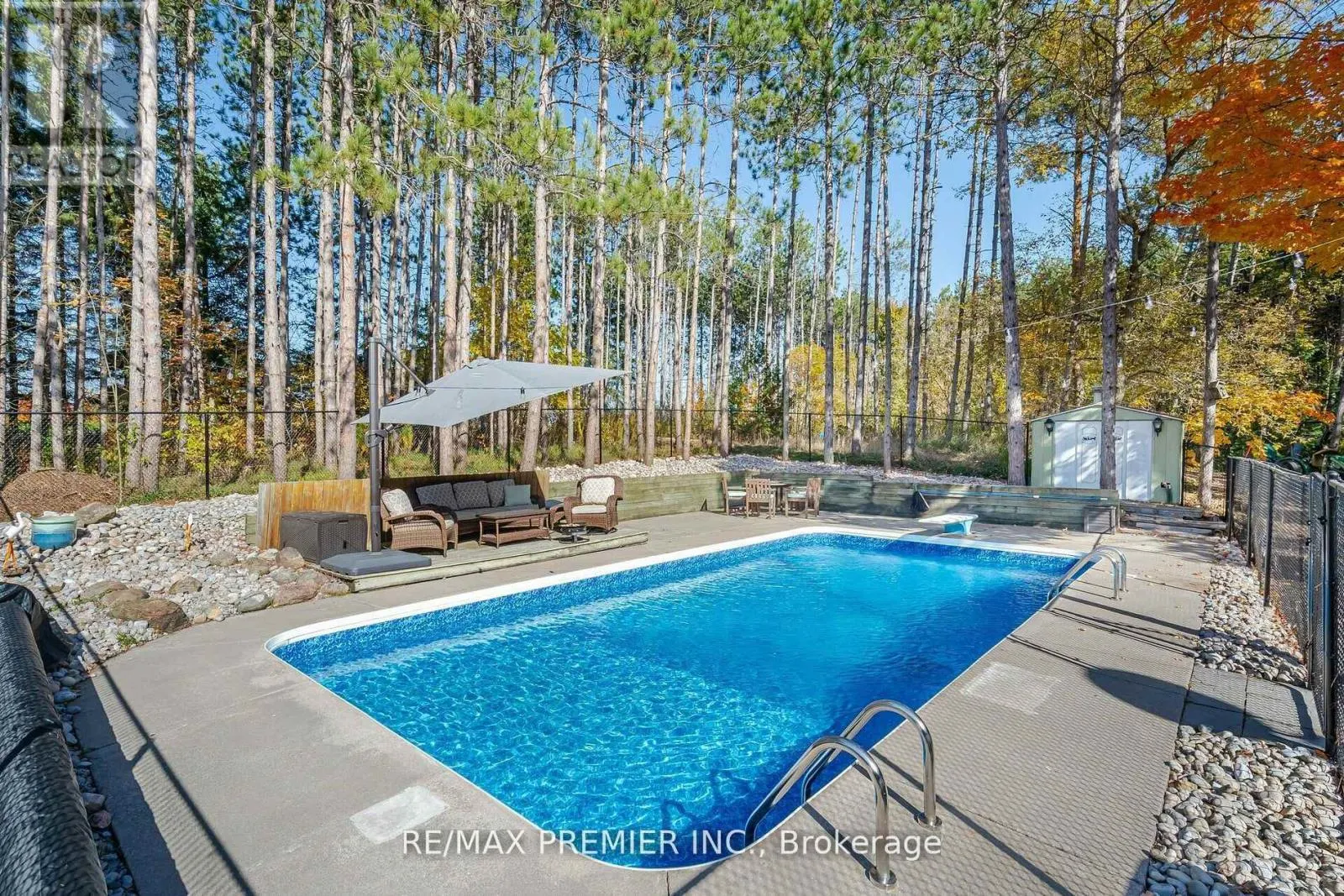 4904 10TH SIDE ROAD