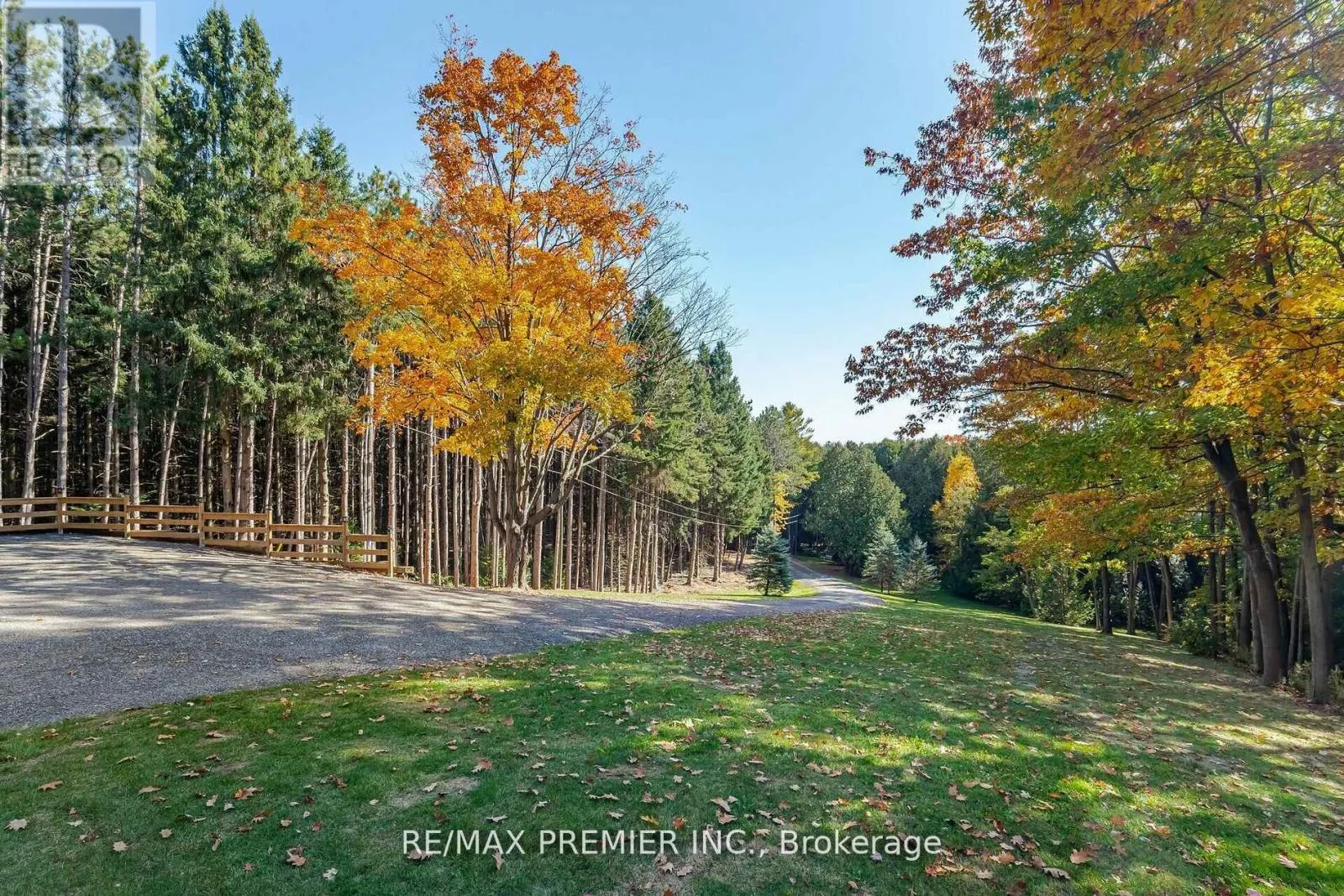 4904 10TH SIDE ROAD