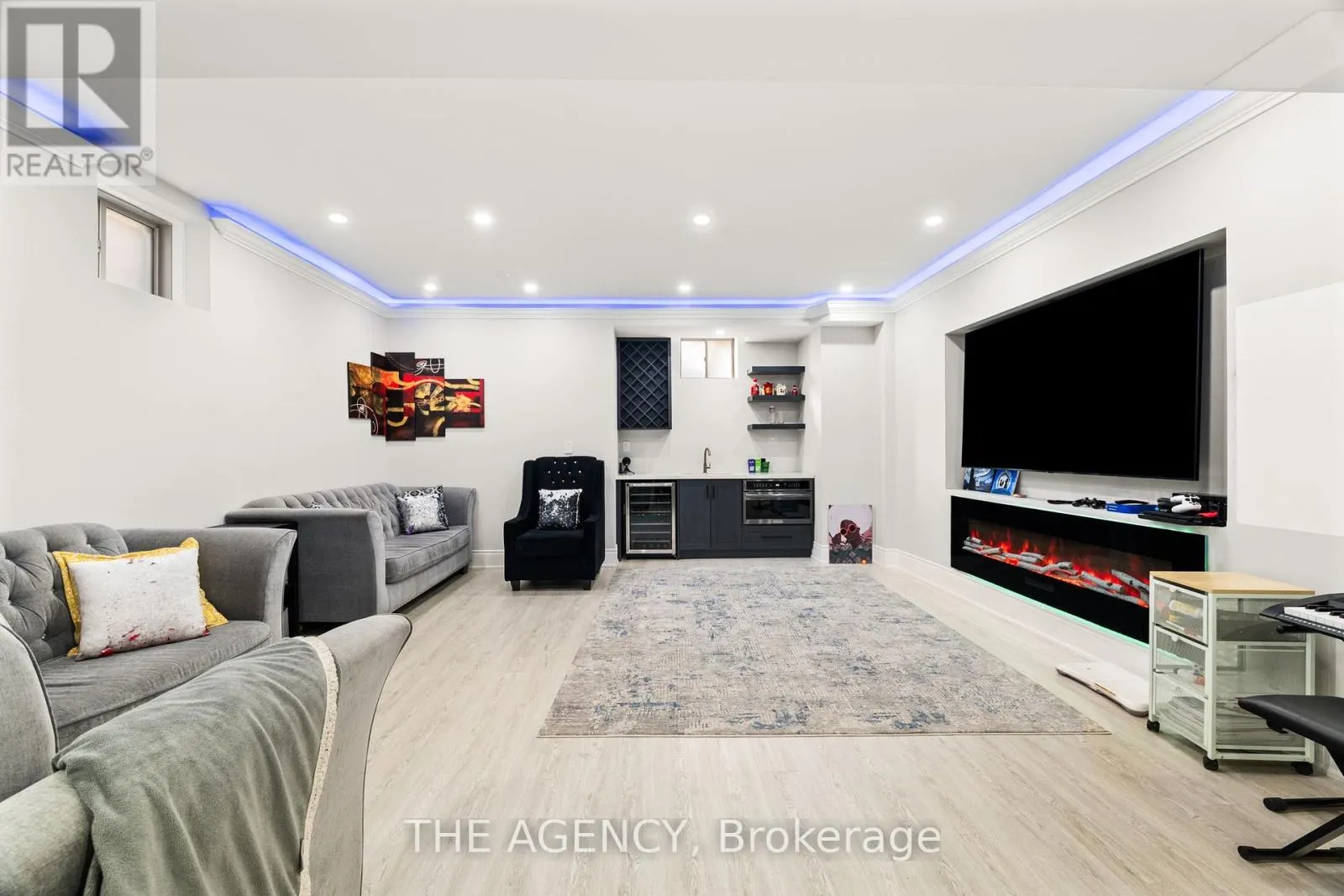 2 LAKE LENORA AVENUE