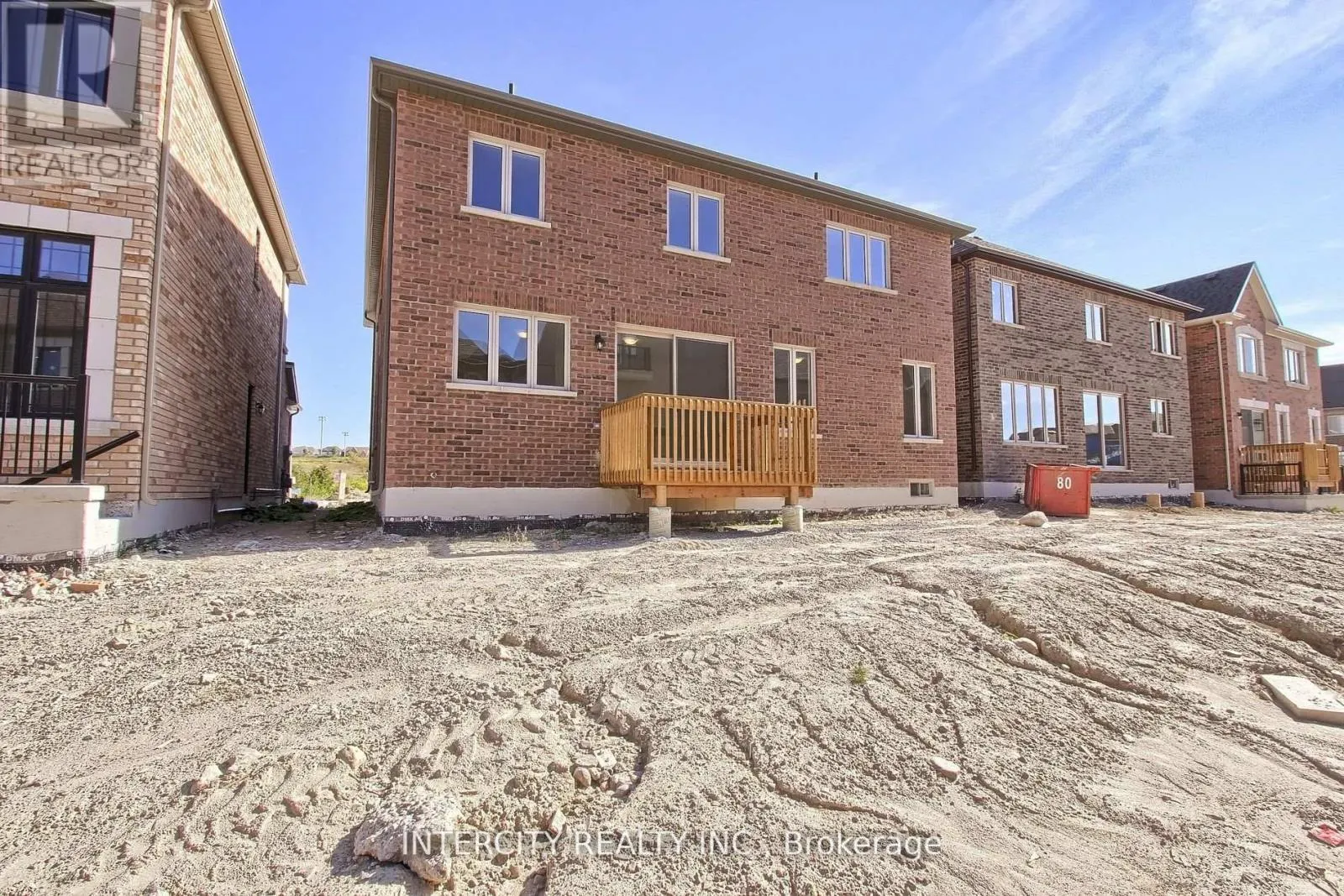 331 SEAVIEW HEIGHTS