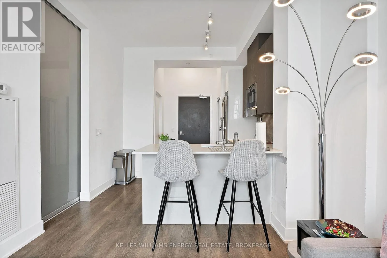 219 - 2908 HIGHWAY 7, #219