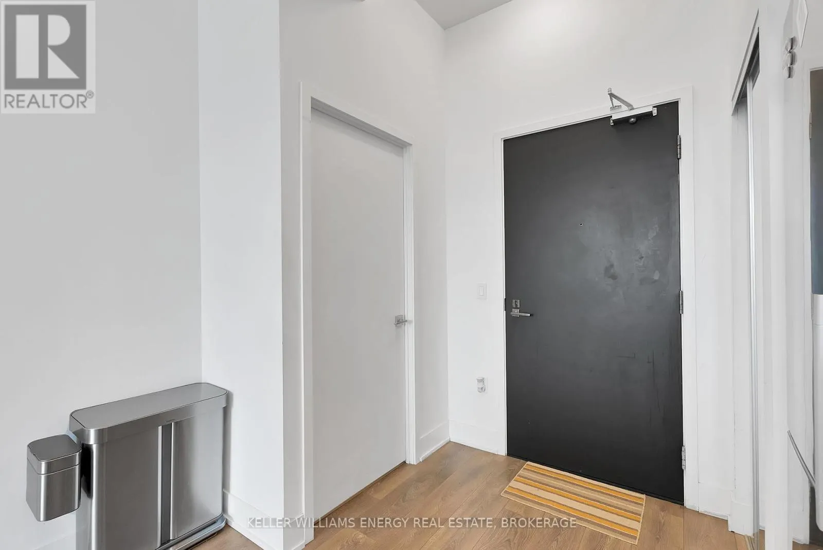 219 - 2908 HIGHWAY 7, #219