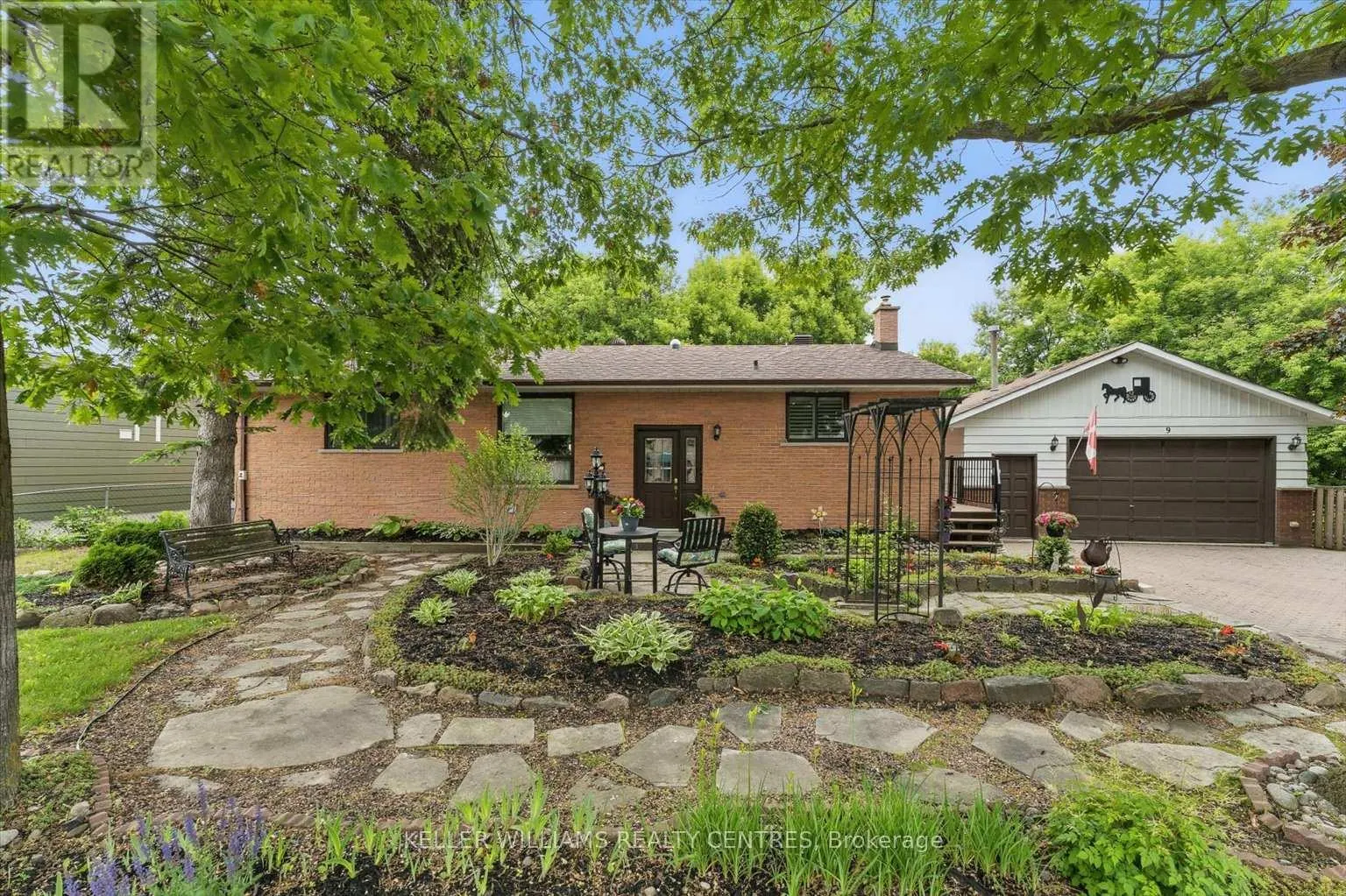 9 THOMPSON DRIVE