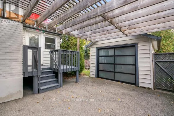 9 FARIS AVENUE