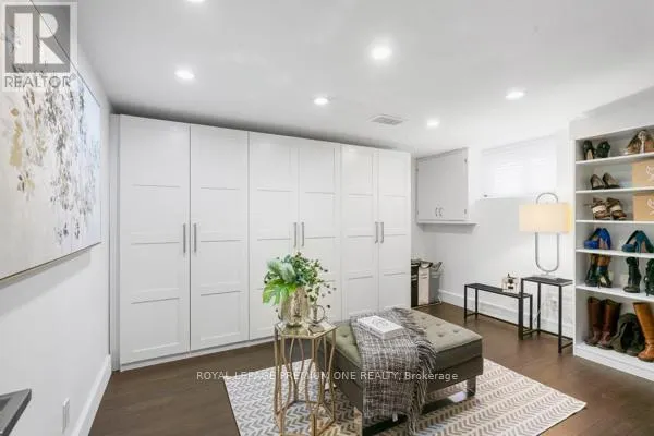 9 FARIS AVENUE