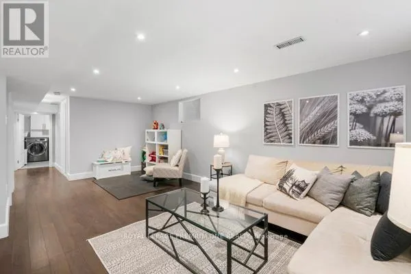 9 FARIS AVENUE