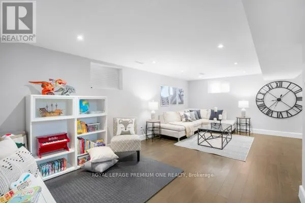 9 FARIS AVENUE