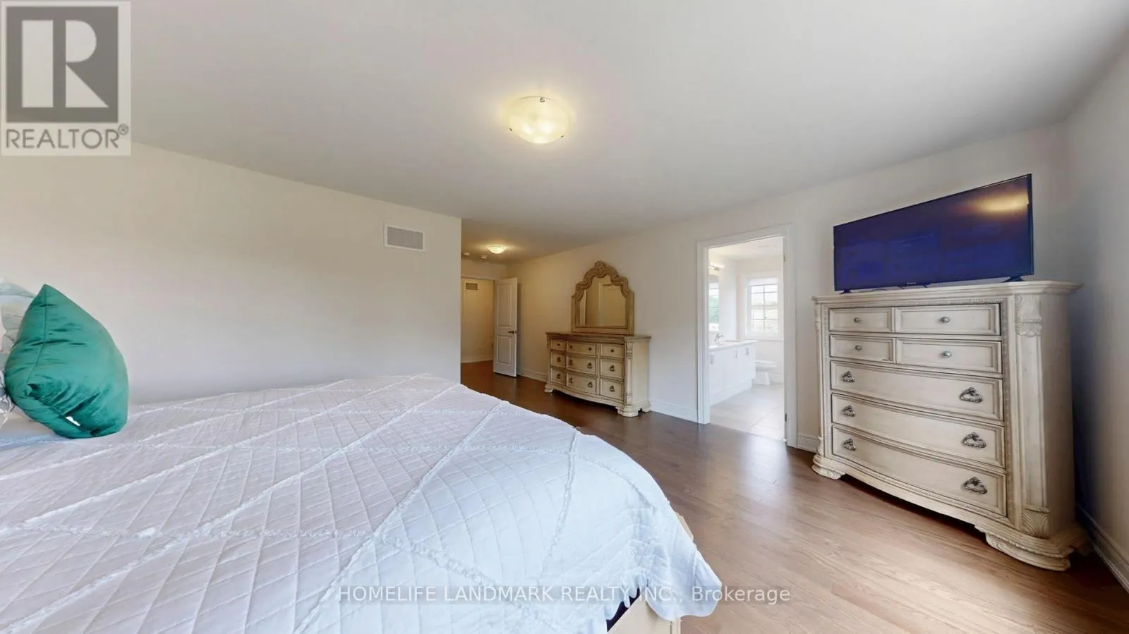 199 SEAVIEW HEIGHTS