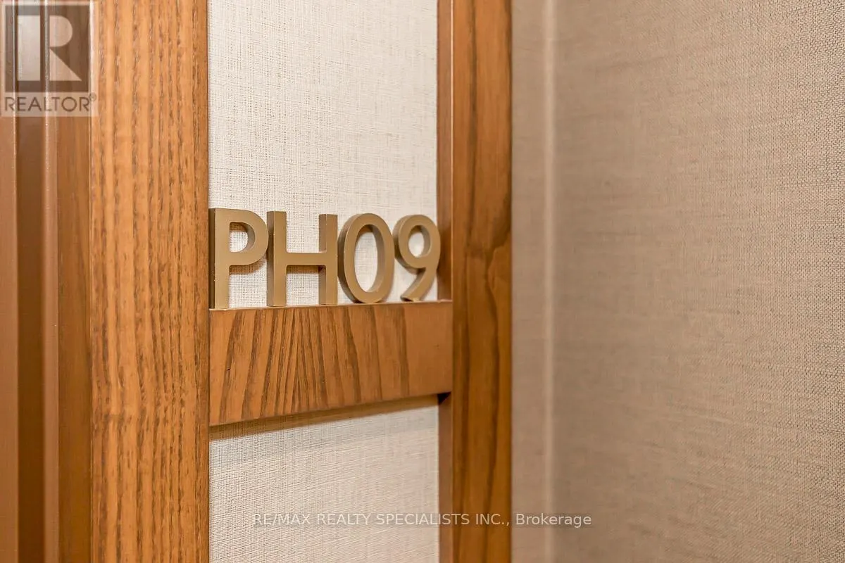 PH-09 - 7890 JANE STREET