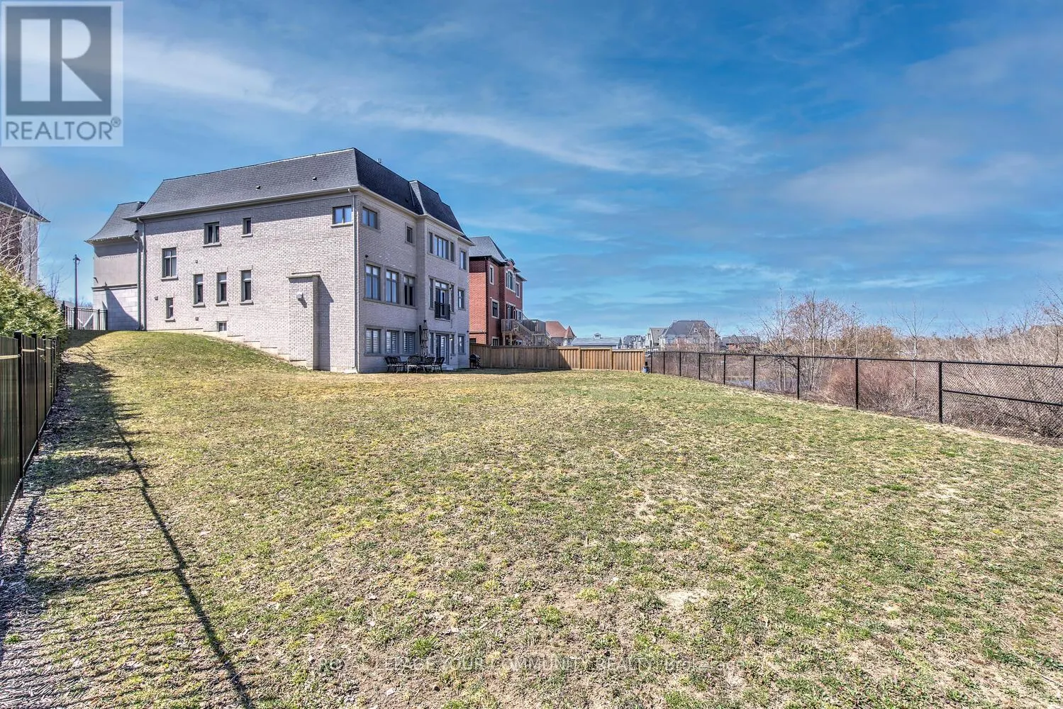 56 RIA COURT