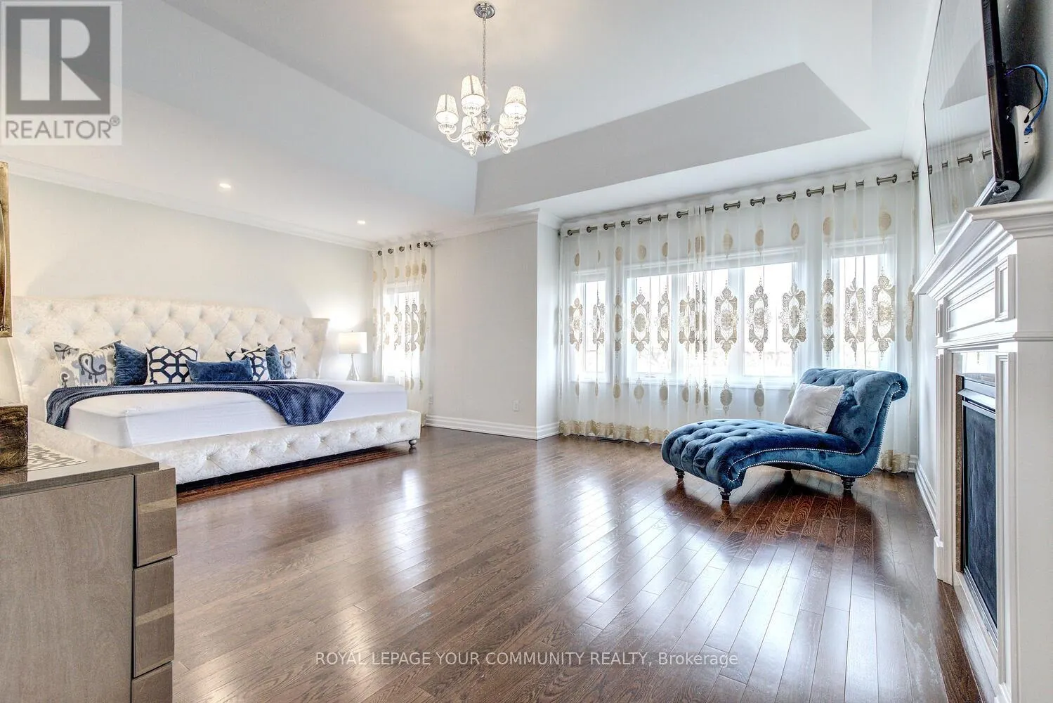 56 RIA COURT
