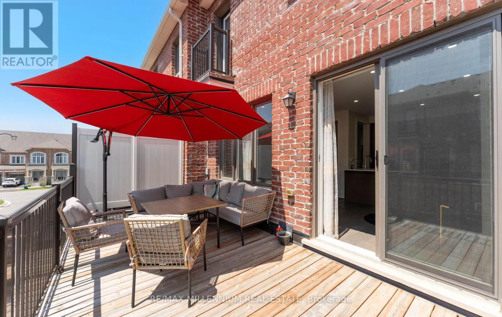 83 CASLEY AVENUE