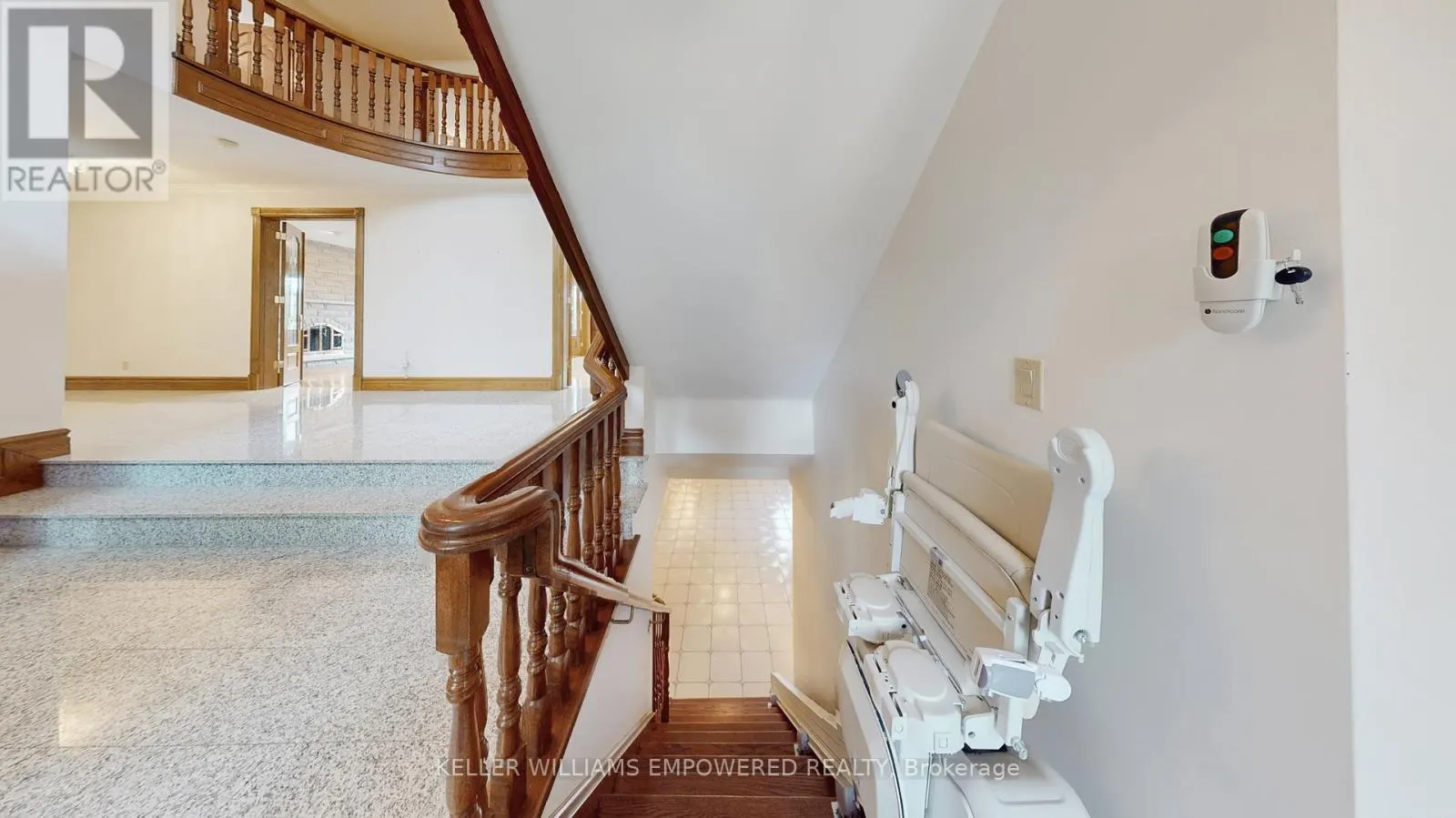 25 QUAIL RUN BOULEVARD