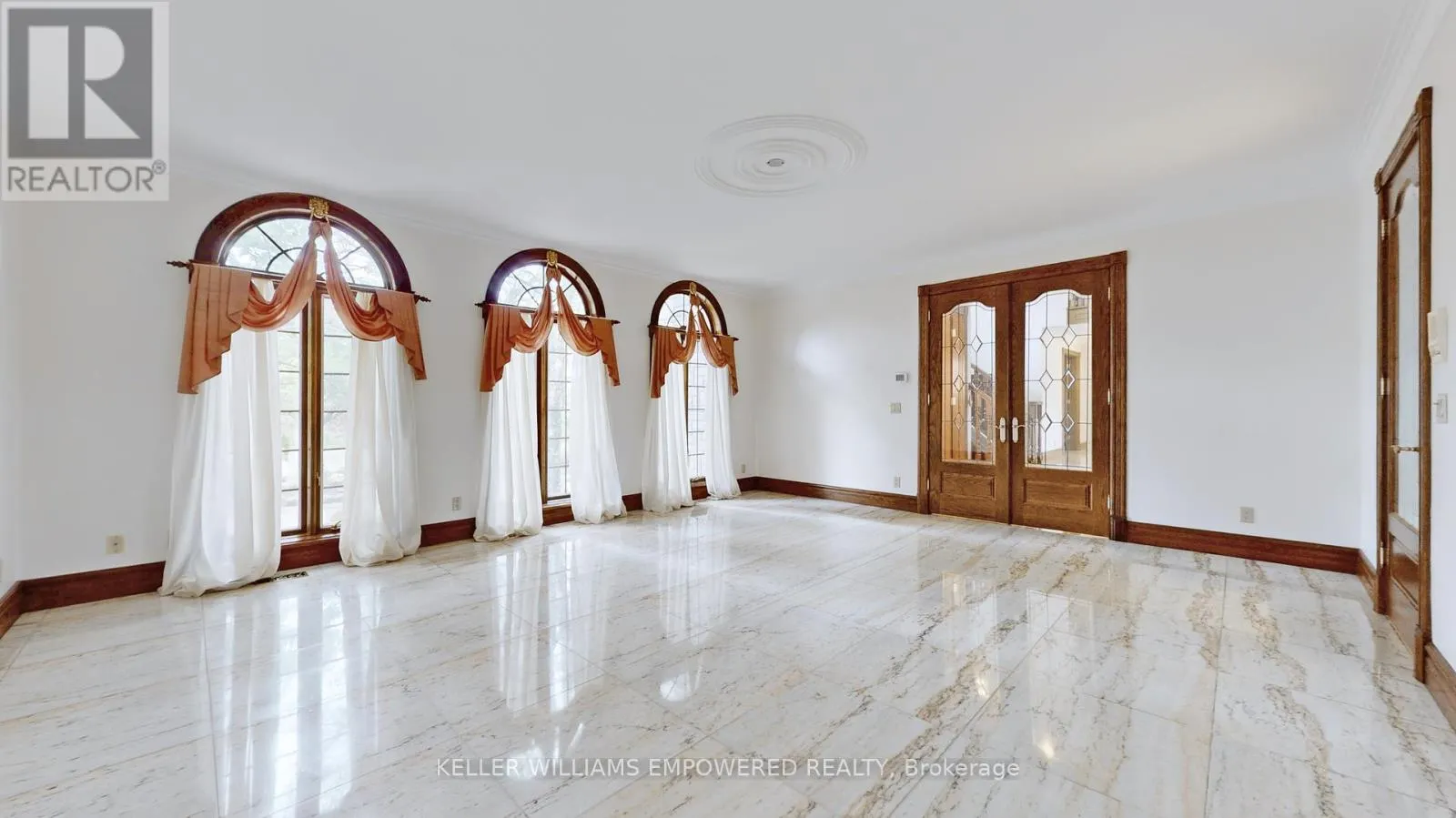 25 QUAIL RUN BOULEVARD