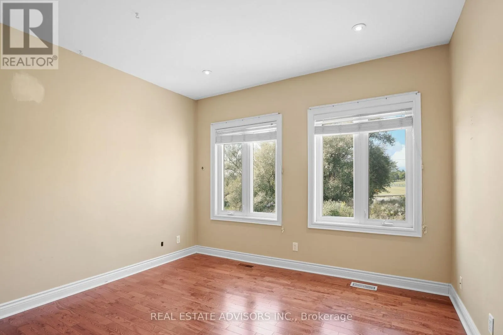20 BELLS LAKE ROAD