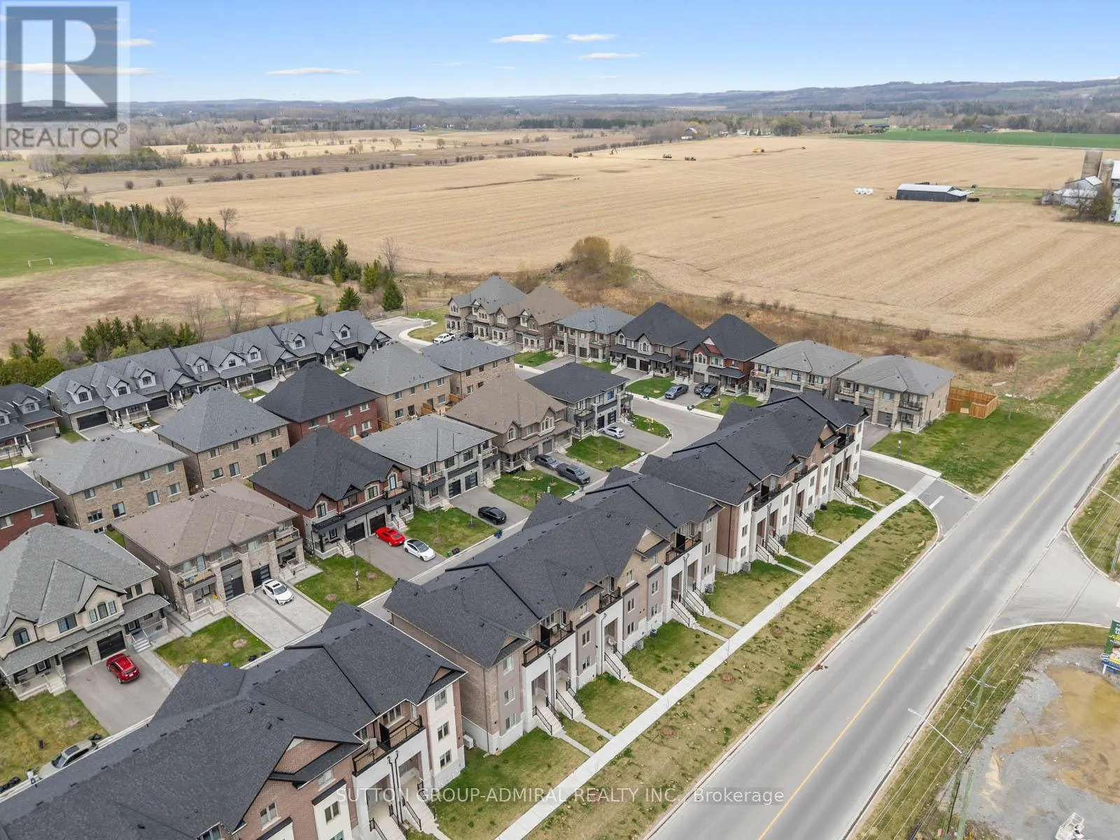 24 ALAN WILLIAMS TRAIL