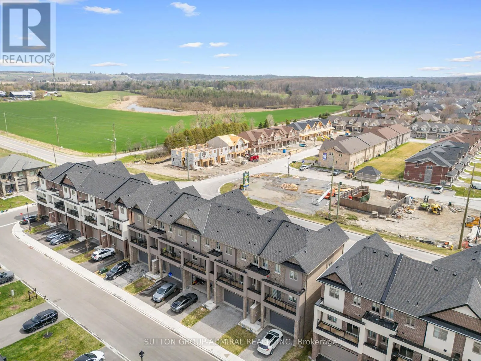 24 ALAN WILLIAMS TRAIL