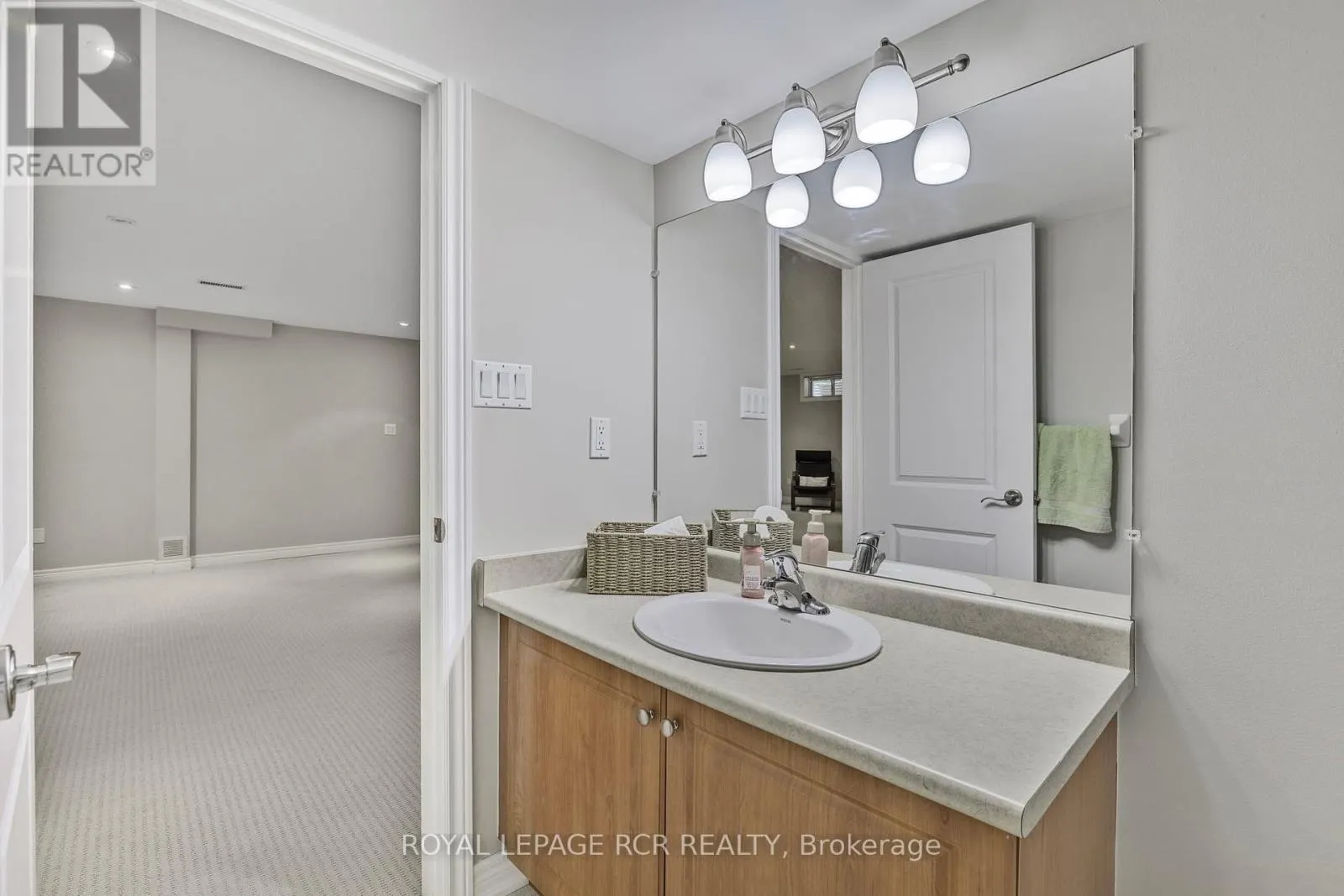 44 FRED BARNARD WAY