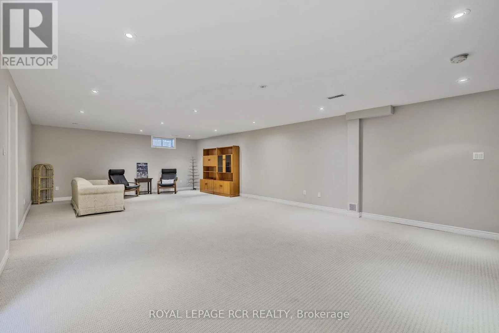 44 FRED BARNARD WAY