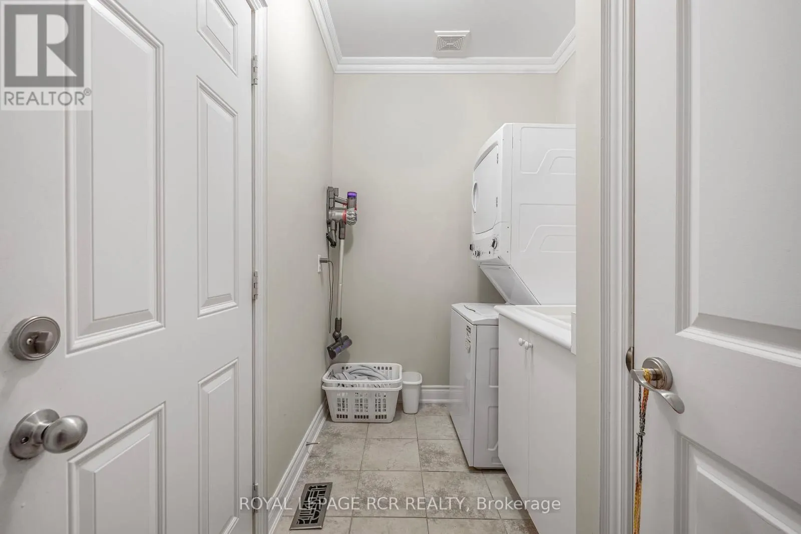 44 FRED BARNARD WAY
