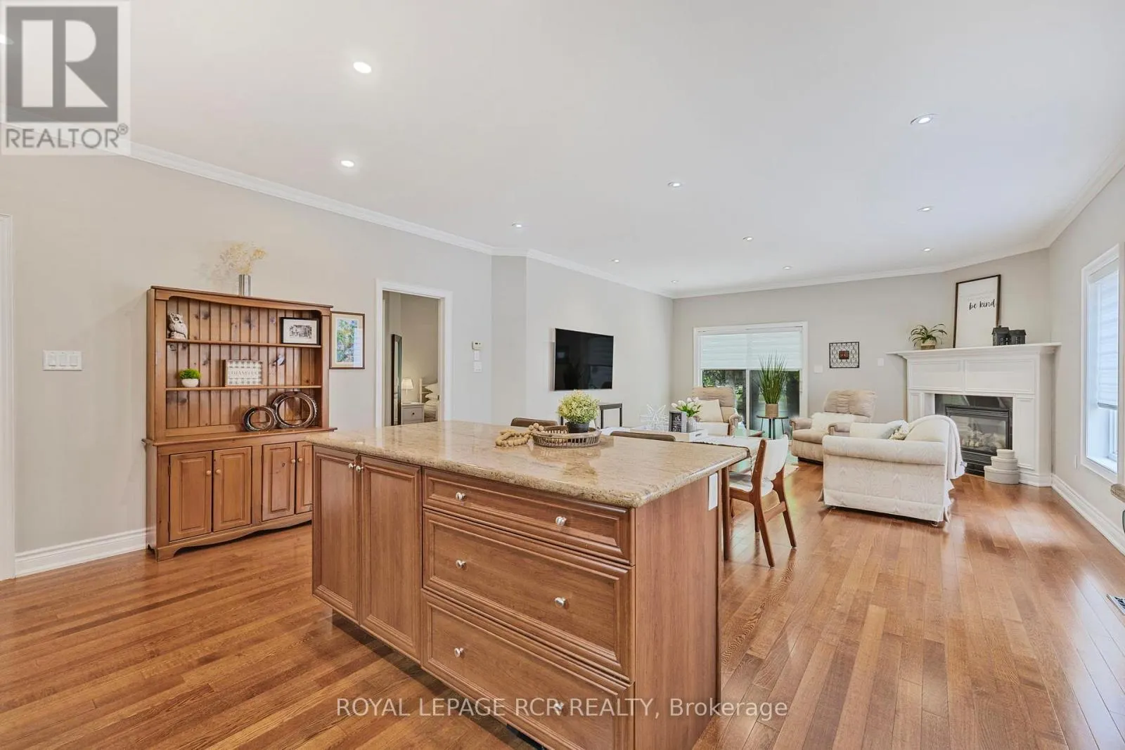 44 FRED BARNARD WAY