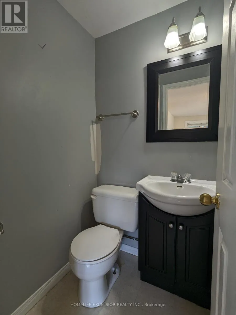 DETACHED HOME - 8850 LAKE RIDGE ROAD