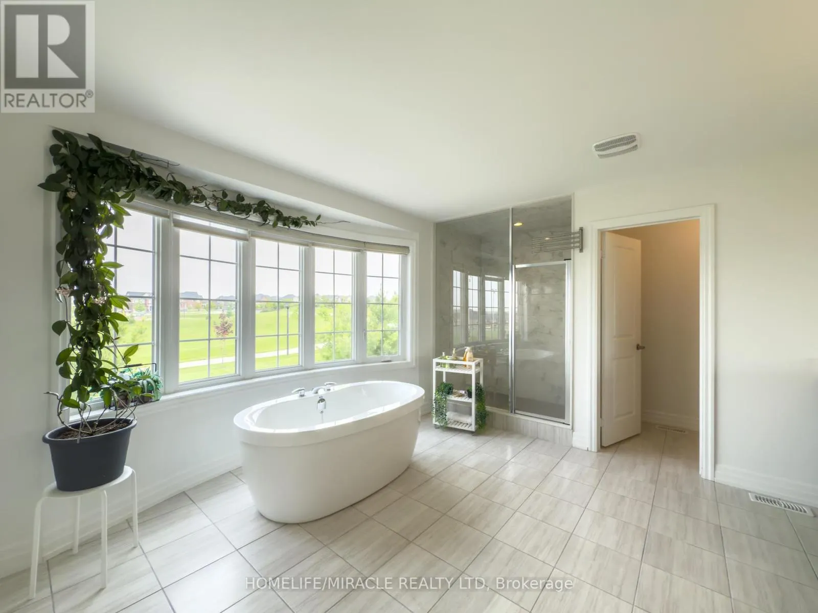 118 FRANK KELLY DRIVE