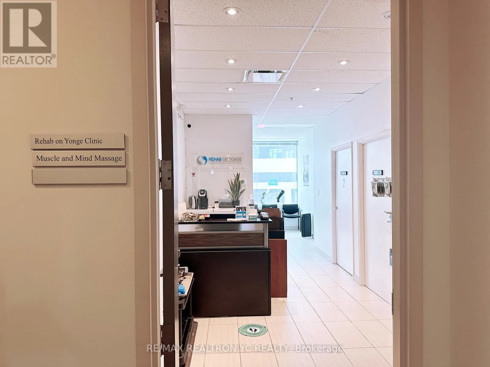 307 - 7191 YONGE STREET
