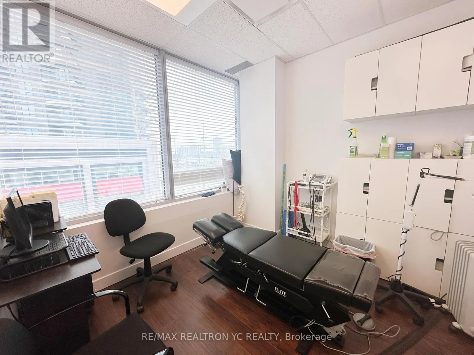 307 - 7191 YONGE STREET