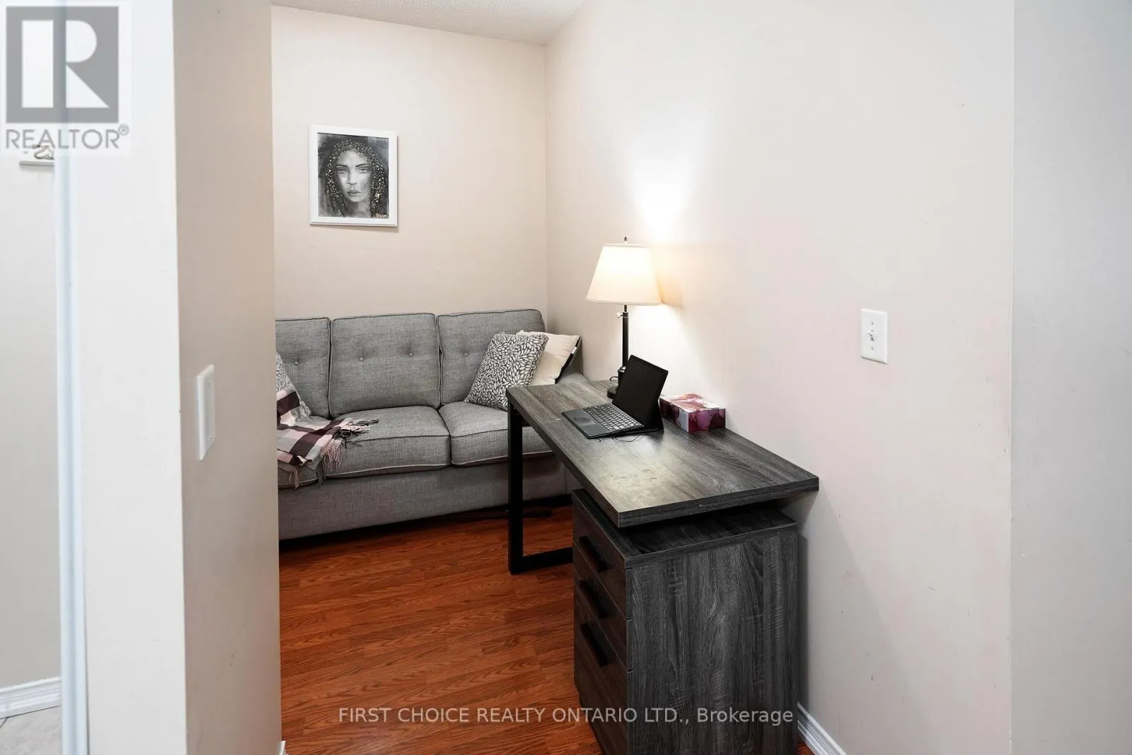 101 - 9973 KEELE STREET